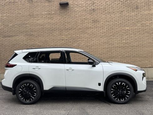 New 2026 Nissan Rogue Dark Armor AWD/4WD image 35