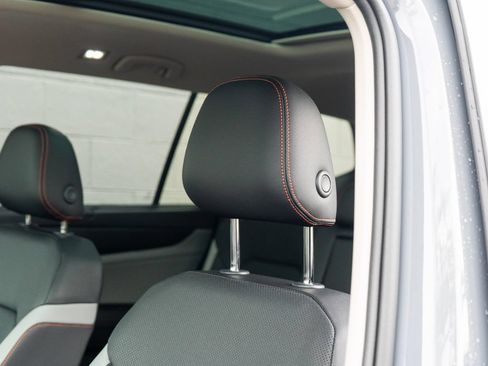 Certified 2026 Volkswagen Atlas Peak Edition AWD/4WD image 19