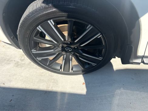 Used 2021 INFINITI QX50 Luxe w/ Appearance Package FWD image 28