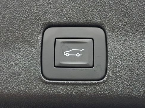 Used 2026 Chevrolet TrailBlazer RS w/ Convenience Package AWD/4WD image 32