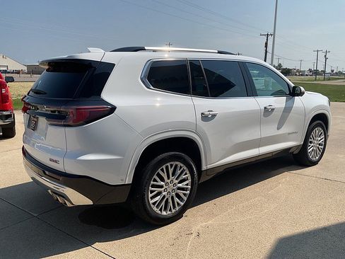 Used 2026 GMC Acadia Denali w/ Super Cruise Package AWD/4WD image 6