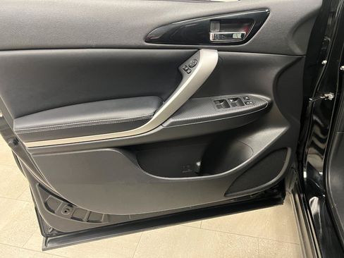 Used 2025 Mitsubishi Eclipse Cross AWD image 34