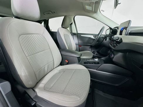 Certified 2022 Ford Escape SE image 14