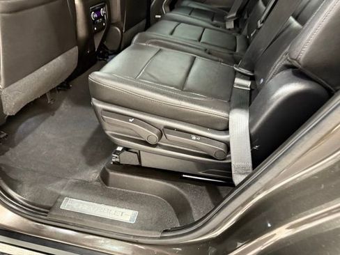 Used 2021 Chevrolet Tahoe Z71 image 17