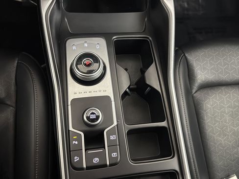 Used 2021 Kia Sorento EX image 20