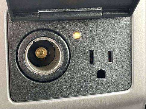 Used 2021 Ford F250 Lariat image 23