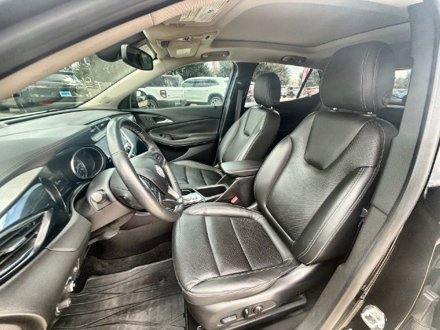 Certified 2023 Buick Encore GX Essence w/ Experience Buick Package FWD image 18
