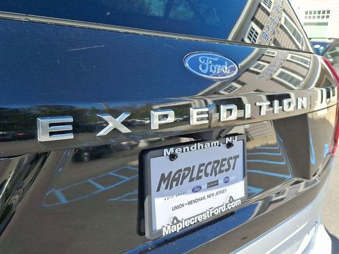 Used 2025 Ford Expedition Max Active AWD/4WD image 33