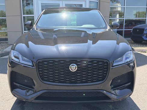 Used 2023 Jaguar F-PACE S AWD/4WD image 9