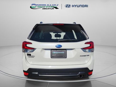 Used 2023 Subaru Forester Limited image 5
