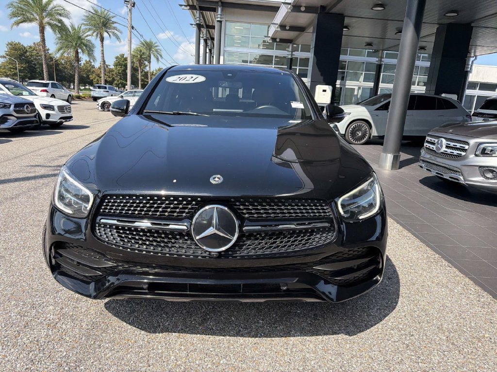 Used 2021 Mercedes-Benz GLC 300 4MATIC Coupe image 2