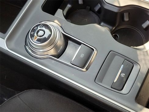 Used 2022 Ford Edge SE w/ Black Appearance Package image 25