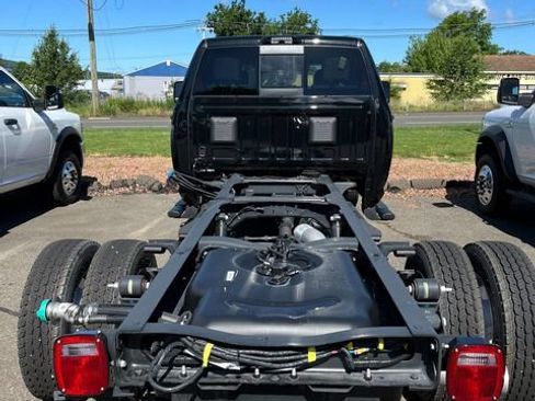New 2026 RAM 5500 Tradesman AWD/4WD image 6
