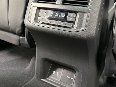 Used 2022 Volkswagen Atlas SE AWD/4WD image 28