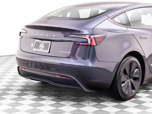Used 2024 Tesla Model 3 Long Range AWD/4WD image 39