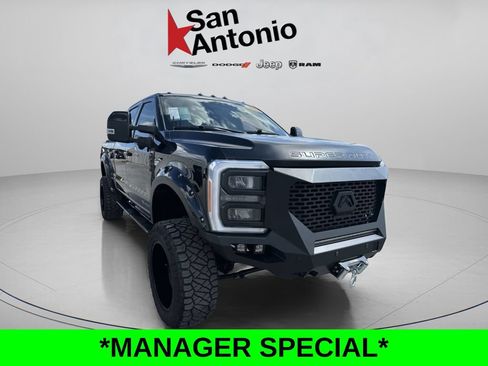 Used 2023 Ford F250 Lariat w/ Lariat Ultimate Package AWD/4WD image 2
