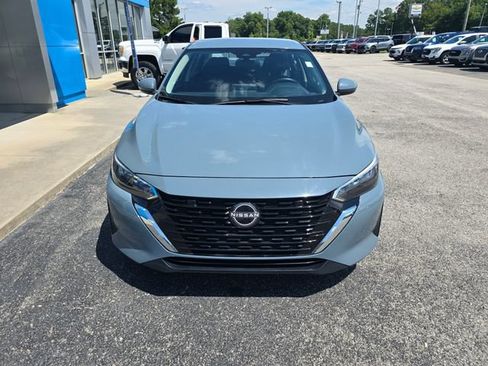Used 2024 Nissan Sentra SV FWD image 8