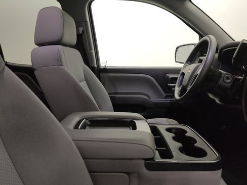 Used 2019 Chevrolet Silverado 1500 Custom w/ Custom Convenience Package image 21