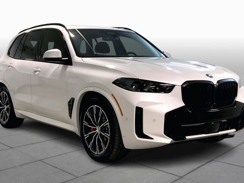 New 2026 BMW X5 xDrive50e w/ M Sport Package image 2