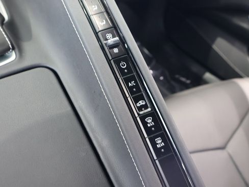 Used 2025 Chevrolet Corvette Z06 image 22