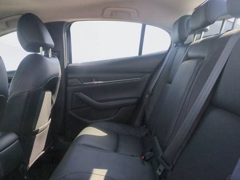 Used 2024 MAZDA MAZDA3 s FWD image 16