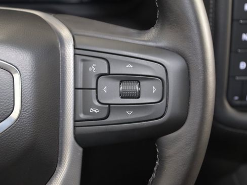 Used 2022 GMC Yukon Denali image 36