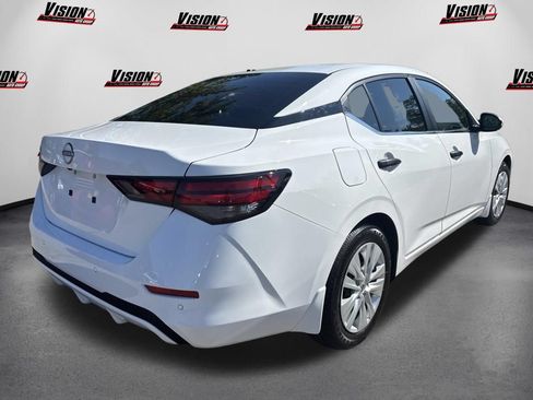 Certified 2025 Nissan Sentra S FWD image 5