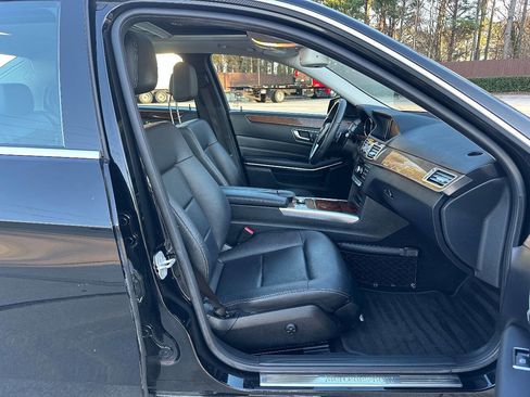 Used 2014 Mercedes-Benz E 350 E 350 Luxury 4dr Sedan image 10