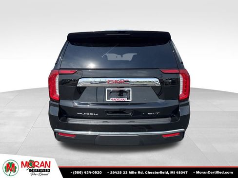 Used 2024 GMC Yukon SLT w/ SLT Luxury Package AWD/4WD image 4