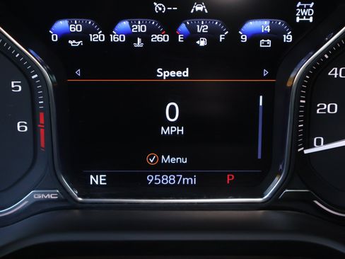 Used 2021 GMC Yukon Denali image 4