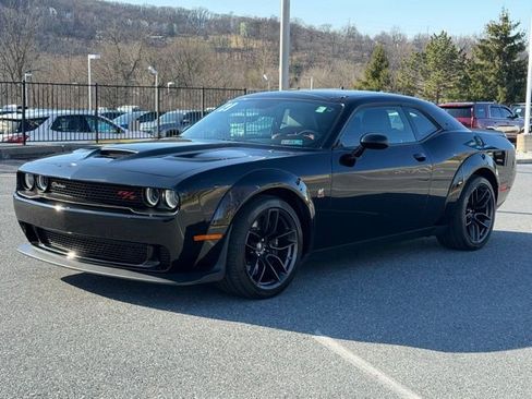 Used 2021 Dodge Challenger R/T Scat Pack image 11