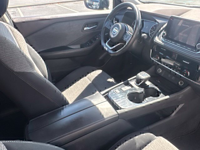 Used 2021 Nissan Rogue SV FWD image 25