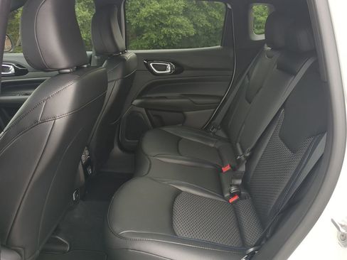 New 2026 Jeep Compass Latitude AWD/4WD image 12