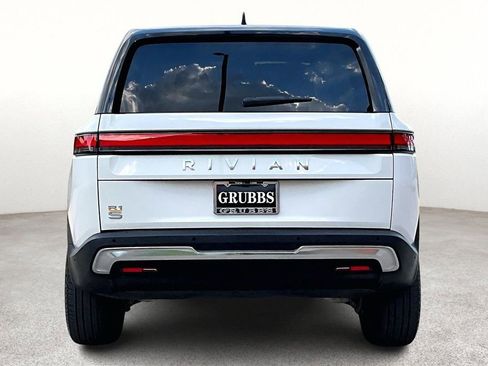Used 2023 Rivian R1S Adventure image 7