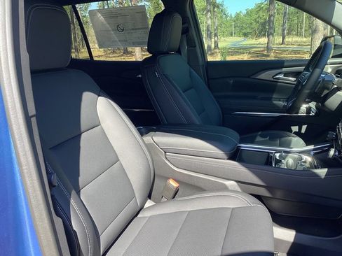 New 2026 Chevrolet Traverse LT w/ Midnight/Sport Edition FWD image 20