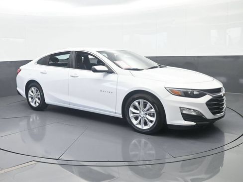 Used 2024 Chevrolet Malibu LT FWD image 8