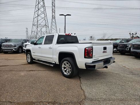 Used 2018 GMC Sierra 1500 SLT w/ SLT Premium Package image 3