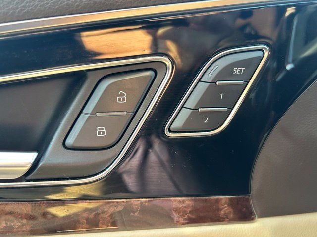 Used 2017 Audi Q7 3.0T Prestige AWD/4WD image 19