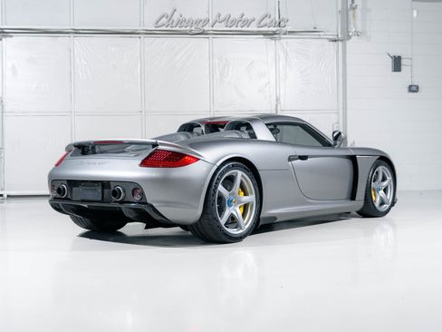 Used 2005 Porsche Carrera GT RWD image 6