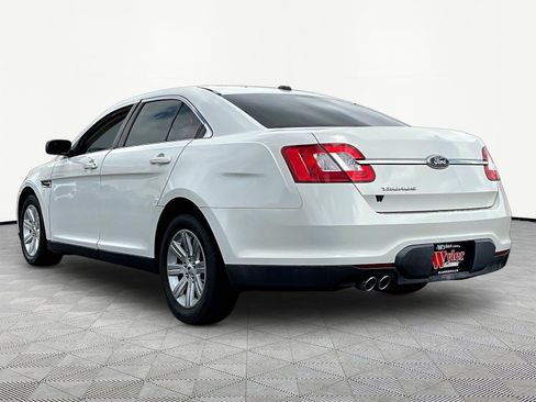 Used 2012 Ford Taurus SE FWD image 4