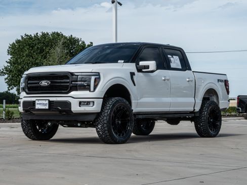 Used 2024 Ford F150 Lariat w/ FX4 Off-Road Package AWD/4WD image 5