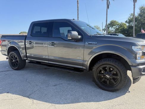 Used 2017 Ford F150 Lariat AWD/4WD image 2