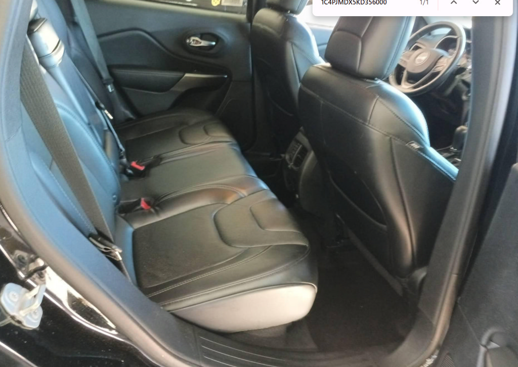 Used 2019 Jeep Cherokee Limited AWD/4WD image 5