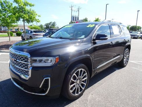 Used 2020 GMC Acadia Denali w/ Technology Package FWD image 8
