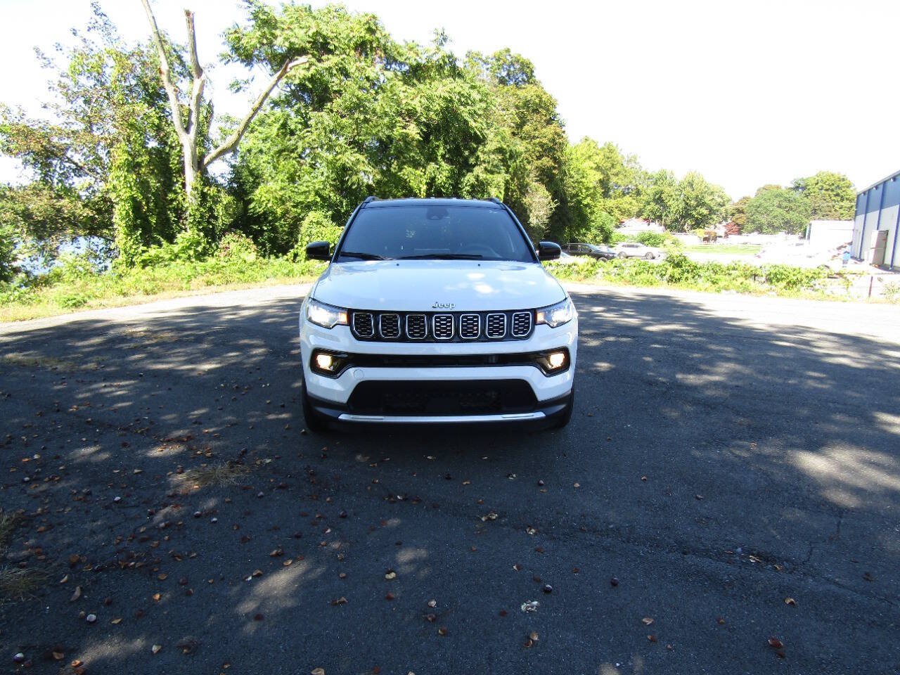 Used 2024 Jeep Compass Limited AWD/4WD image 10