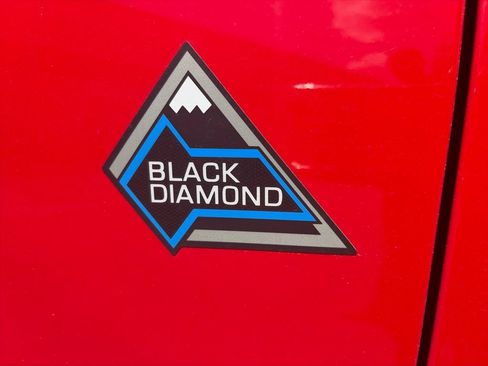 Used 2024 Ford Bronco Black Diamond AWD/4WD image 9