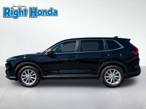 Used 2025 Honda CR-V EX image 3