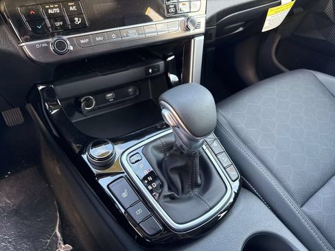 New 2025 Kia Seltos SX AWD/4WD image 30