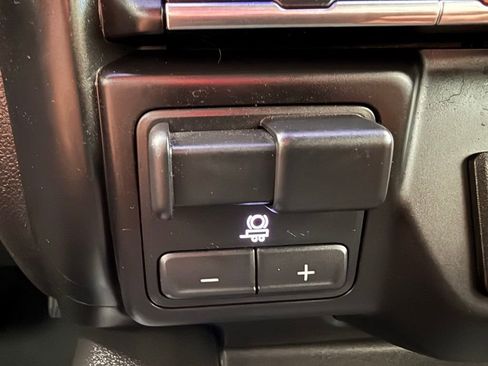 Used 2020 Chevrolet Silverado 1500 RST w/ All-Star Edition image 38