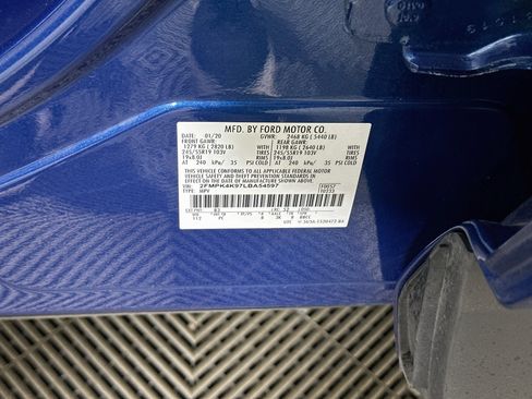 Used 2020 Ford Edge Titanium w/ Equipment Group 301A AWD/4WD image 12